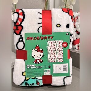 NWT Hello Kitty Plush Soft Throw 50x 70